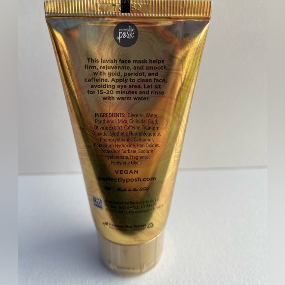 Perfectly Posh: Peel Mask Set - Picture 3 of 4